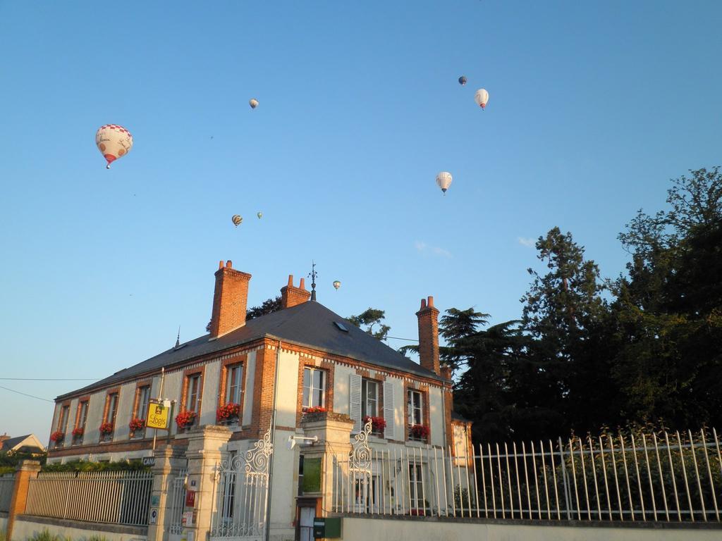 Logis Hotels Restaurants- Villa Des Bordes Cléry-Saint-André Exterior foto